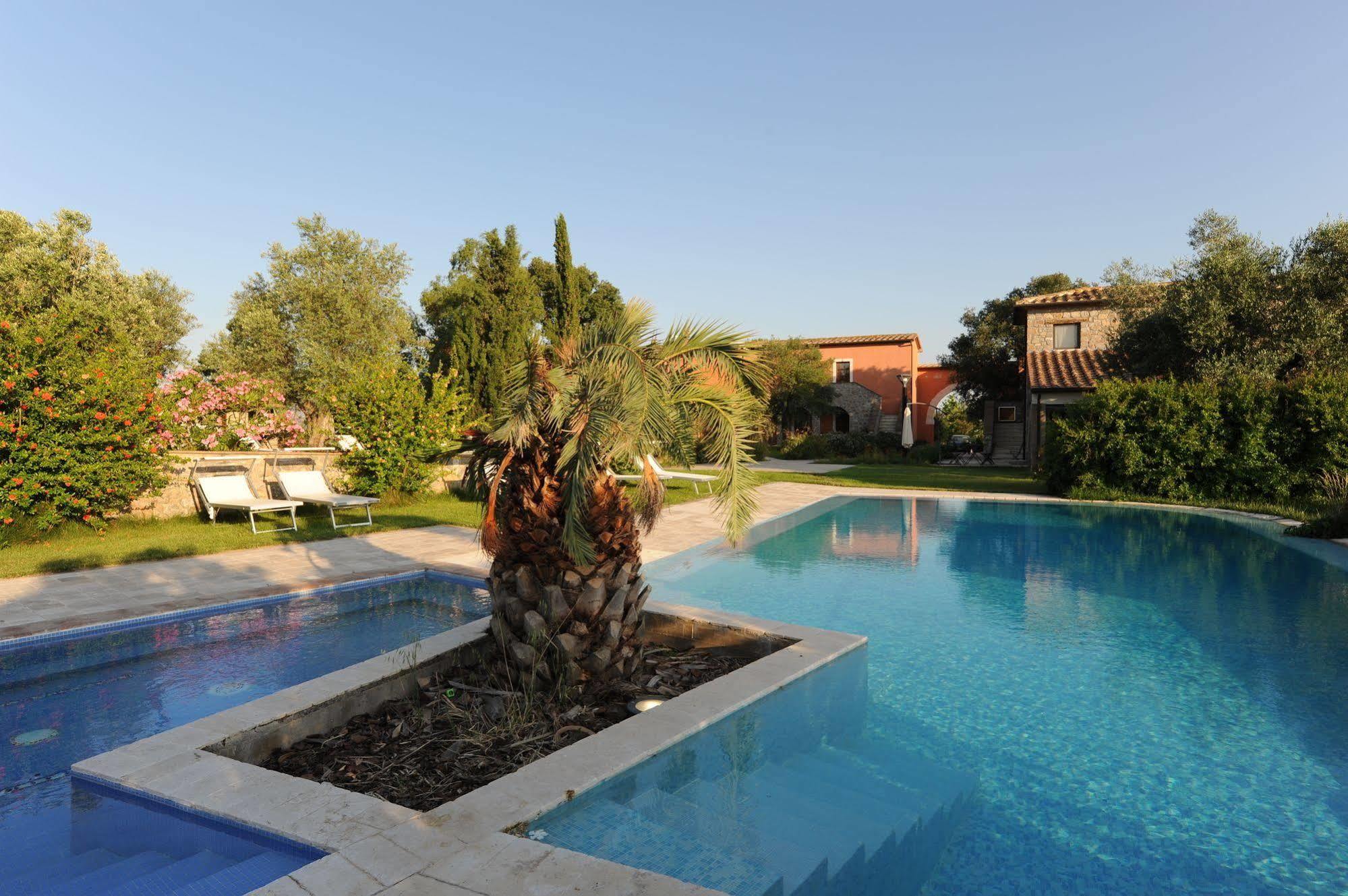 Relais Le Ginestre Villa Saturnia Eksteriør billede